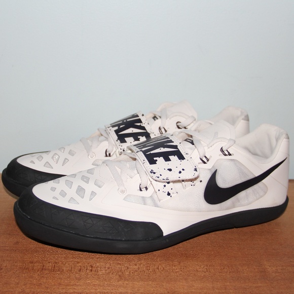 nike throwing shoes 2018